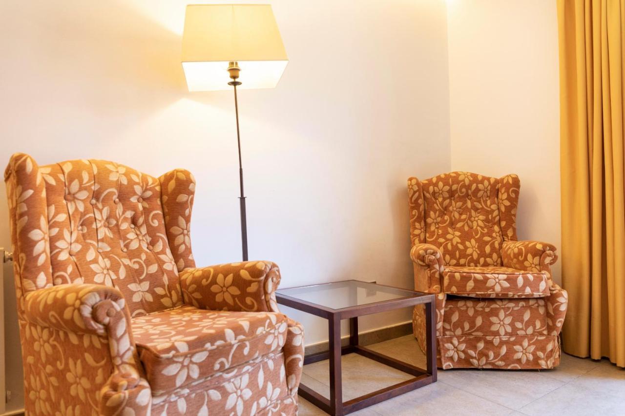 Apartamento Abuela Benita Cebreros Eksteriør billede